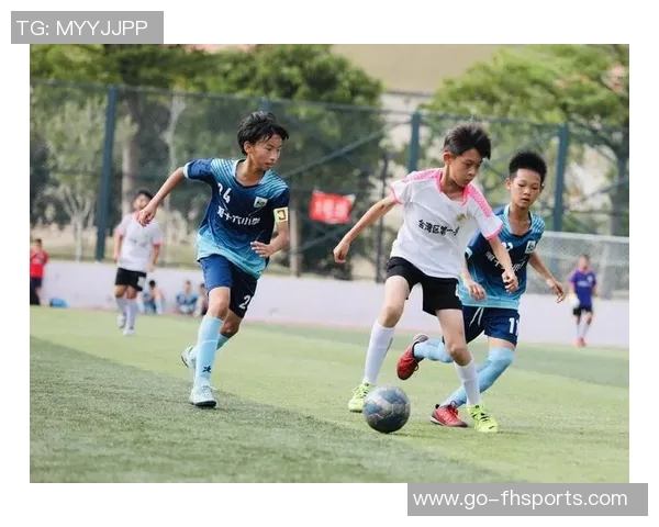 南京校园足球蓬勃发展助力青少年成长与健康生活新篇章 南京校园足球蓬勃发展助力青少年成长与健康生活新篇章